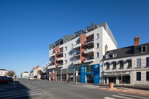 Logements et commerces Espace culturel