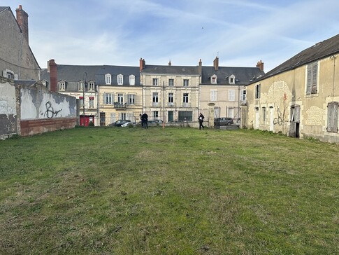 Construction d'une Pension de Famille